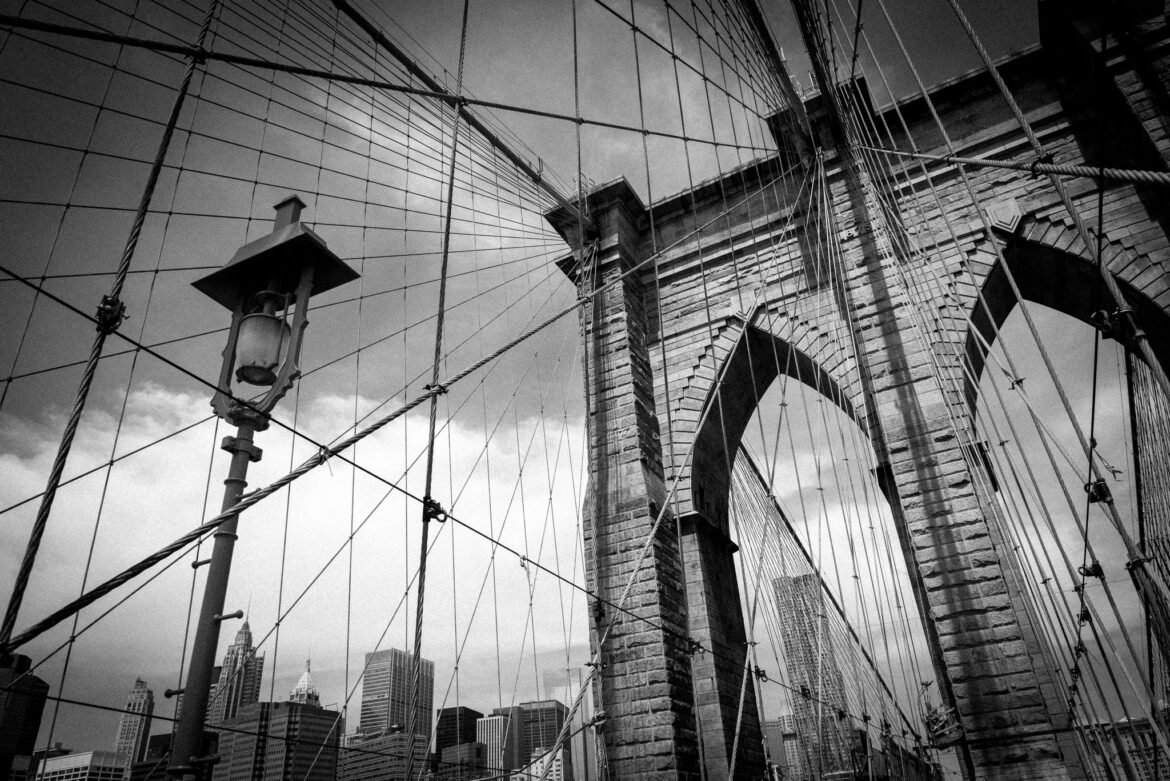 5 Fantastic Reasons Why the Brooklyn Bridge Is a Must-See in New York City