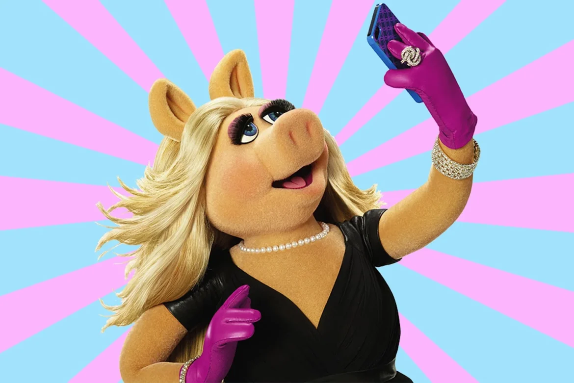 How Miss Piggy Went From Minor Muppet to TV’s Top Hog