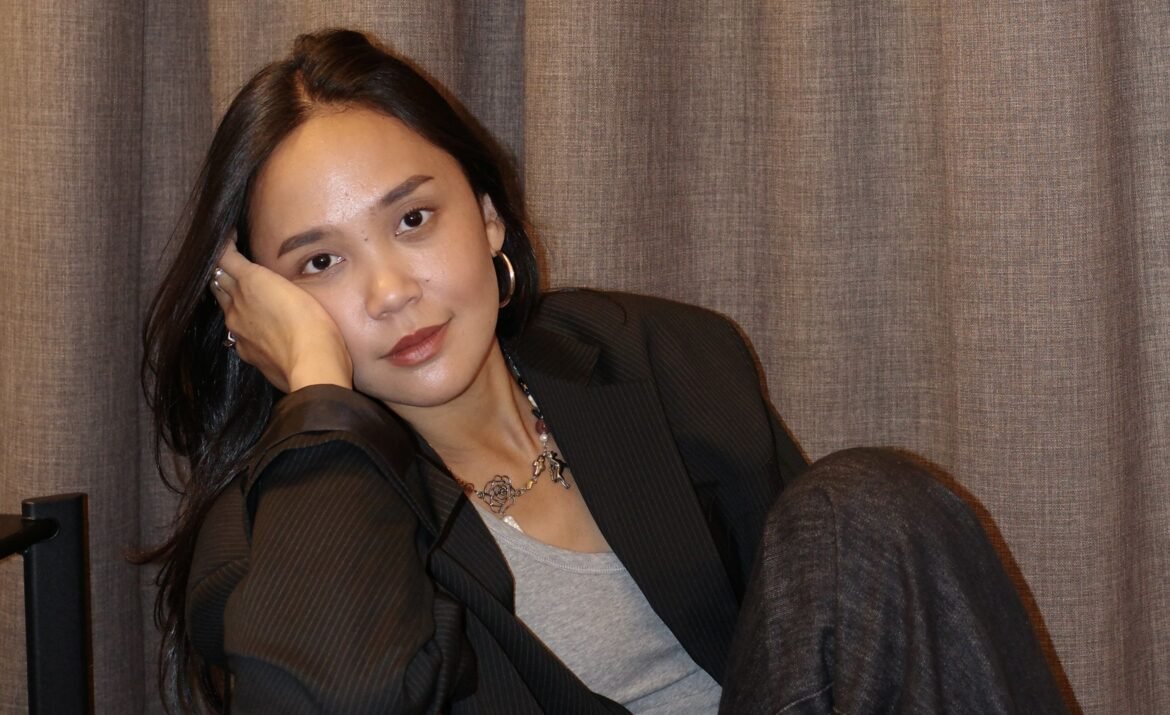 Noer Giovanda Poppy Haryadi, who goes by Poppy, belongs to the second kind. She trained first in interior architecture in Indonesia.