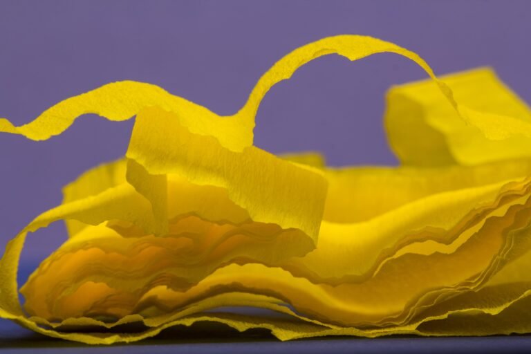 Lynda Benglis: KNOTTING, TYING, FOLDING at Pace Gallery — The Sculpture of Gesture, Gravity, and Material