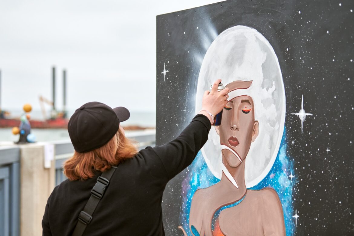 Mildred Thompson: Cosmos Calling at Galerie Lelong & Co. — Painting the Invisible Universe