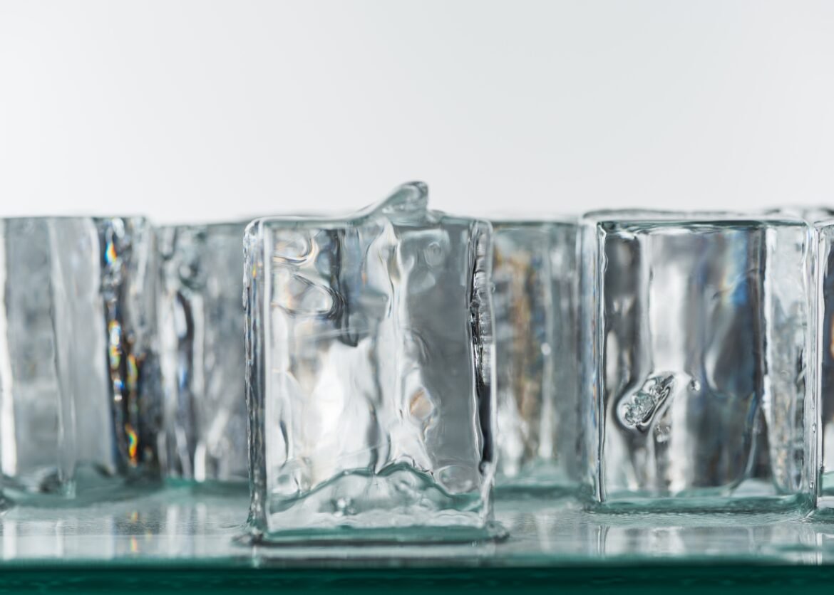 Fucina degli Angeli: How Peggy Guggenheim Helped Transform Glass Into Modern Art
