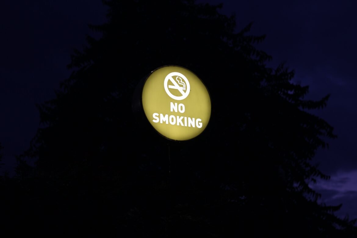 Na Mira’s NO SMOKING at MoMA Turns Invisible Signals Into a Landscape of Perception