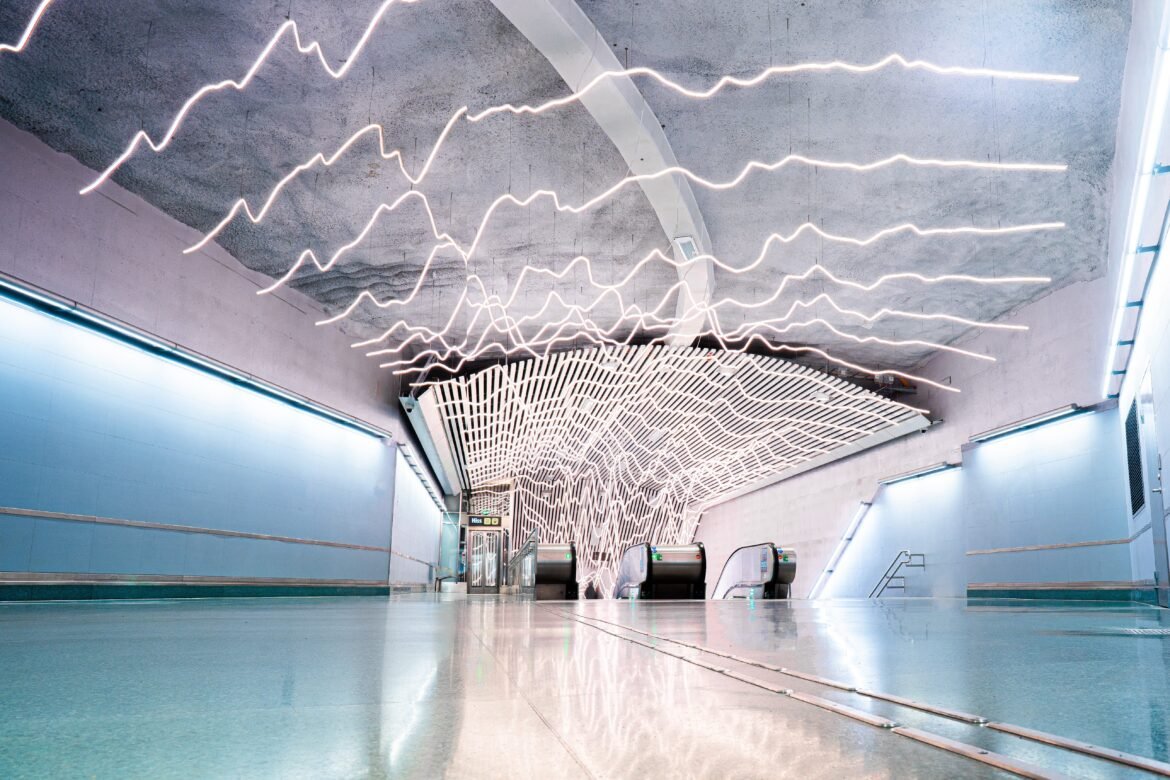 Tauba Auerbach’s Zephyr, Zephyr Finds Order Inside Turbulence at Paula Cooper Gallery