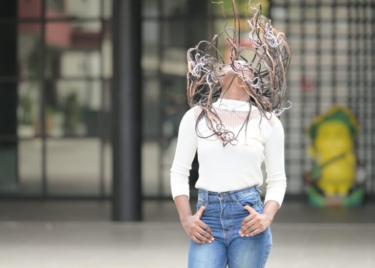 Maia Cruz Palileo’s The World Tangled in You at David Kordansky Gallery Reimagines Filipino American History